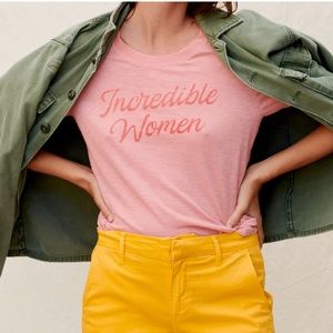 Sundry Incredible Women Tee🫶🏼💪🏼